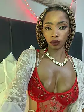 Snapshot of ZinaFreak chatting on 02/21/25, 10:59 ZinaFreak online show from 02/21/25, 10:59