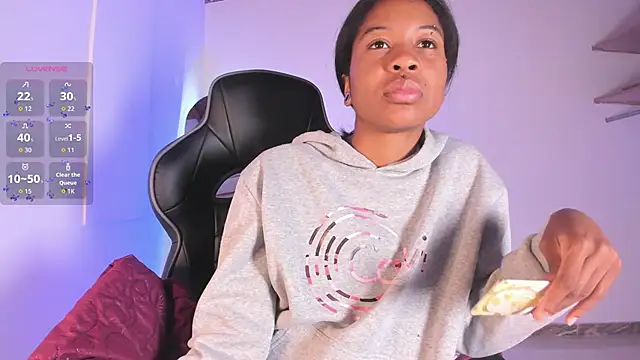 Zaira Rose  online show from 09/26/25, 12:53