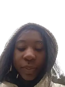 Zaira Rose  online show from 10/13/25, 12:49