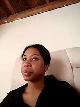 Zaira Rose  online show from 05/04/26, 06:26