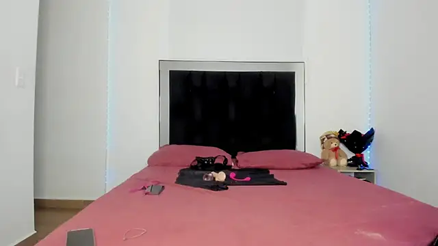 victoriacolin online show from 02/07/26, 11:58