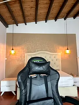 Hadley  online show from 09/13/25, 03:17