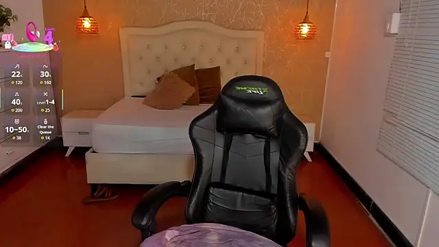 Hadley  online show from 01/06/26, 02:04