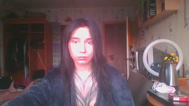 Snapshot of RussNocturnal chatting on 06/13/26, 10:51 RussNocturnal online show from 06/13/26, 10:51