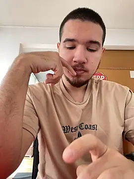 Drag Queen online show from 02/12/25, 08:59