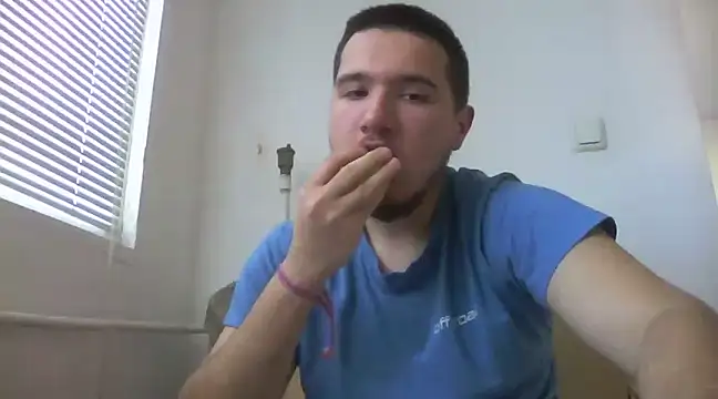 Drag Queen online show from 03/16/25, 03:28