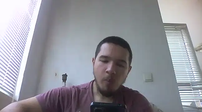 Drag Queen online show from 03/21/25, 10:39