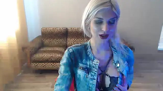 SexyBeatriice online show from 02/16/25, 10:10