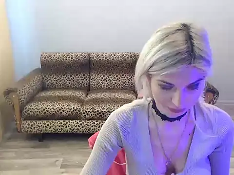 SexyBeatriice online show from 11/25/25, 07:19