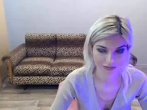 SexyBeatriice online show from 11/28/25, 07:33