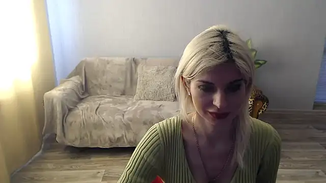 SexyBeatriice online show from 04/13/26, 06:30