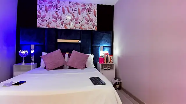 CandyLuxury   online show from 05/05/26, 11:51