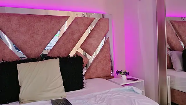 AliDiaz  online show from 04/09/26, 07:19