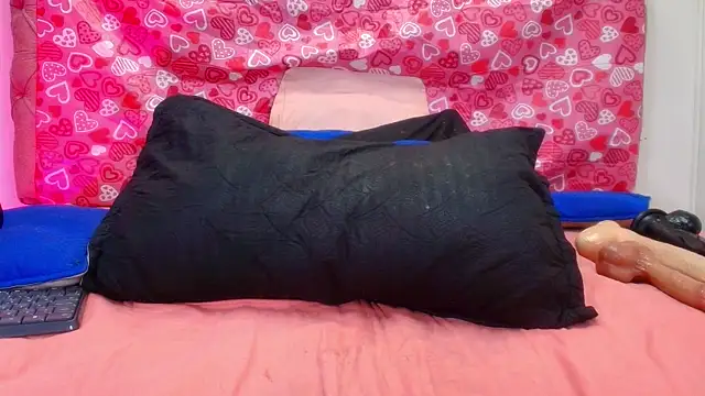 sharlott miller online show from 02/14/25, 06:08