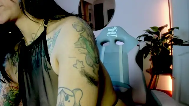 tattoo ninja kittyy online show from 11/11/25, 12:54