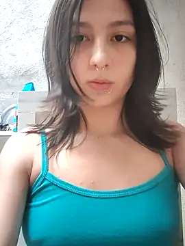 Snapshot of Maiden-Hot chatting on 01/16/26, 10:14 Maiden-Hot online show from 01/16/26, 10:14