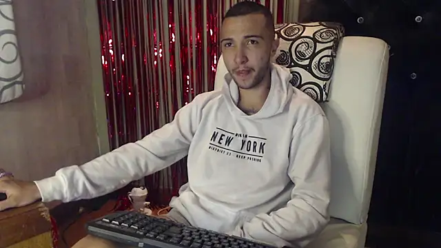 FemToMale online show from 02/14/25, 07:38