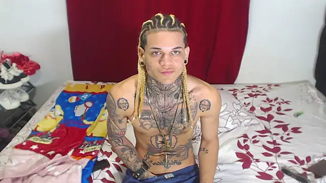 hot man05 online show from 02/05/25, 06:24