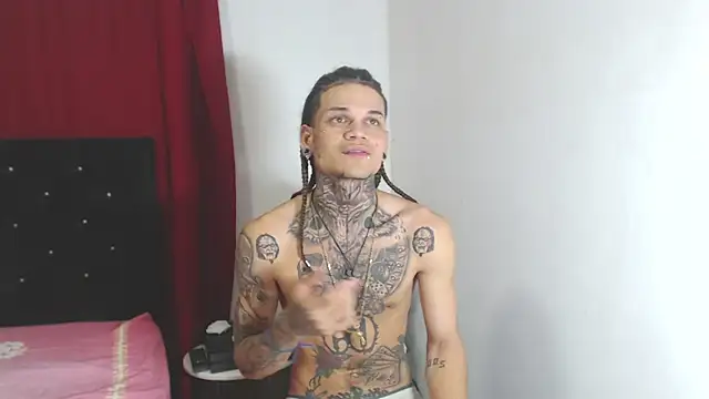 hot man05 online show from 03/07/25, 05:29