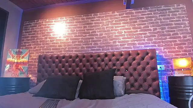 Snapshot of Thomas_May4rs chatting on 02/20/25, 04:28 Thomas May4rs online show from 02/20/25, 04:28