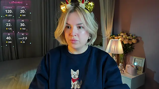 Snapshot of Nikki_Kai chatting on 12/22/25, 01:02 Nikki Kai online show from 12/22/25, 01:02