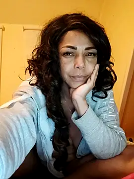 Lunasquirt1985 online show from 09/30/25, 12:37