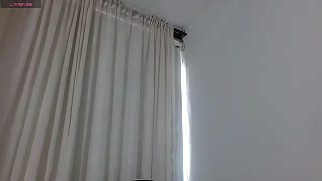 Lunasquirt1985 online show from 04/12/26, 11:59