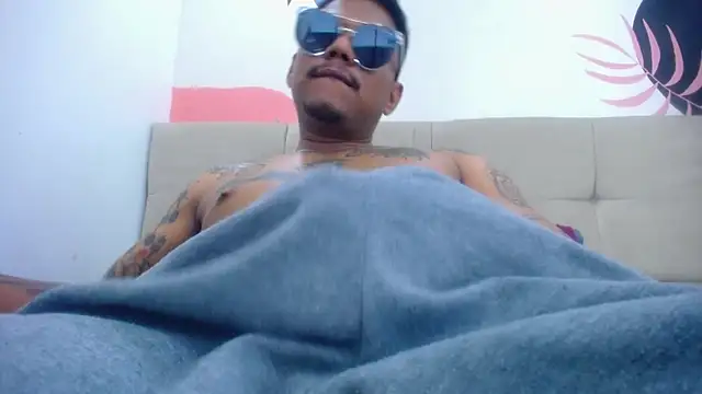 Snapshot of Saipadpuer30 chatting on 03/09/25, 01:35 Saipadpuer30 online show from 03/09/25, 01:35