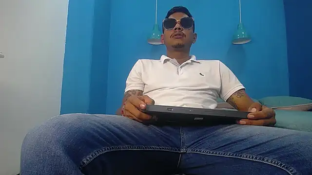 Snapshot of Saipadpuer30 chatting on 03/11/25, 07:14 Saipadpuer30 online show from 03/11/25, 07:14