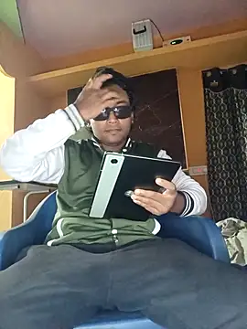 bigcock thick online show from 02/05/26, 04:33