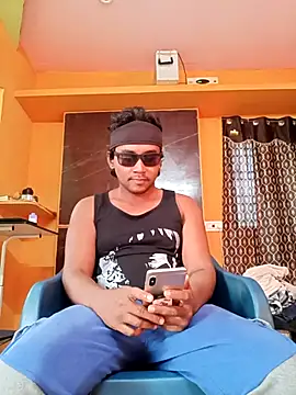 bigcock thick online show from 02/08/26, 01:53