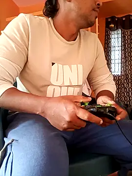 bigcock thick online show from 03/16/26, 02:28