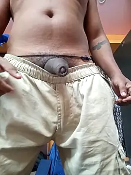 Snapshot of bigcock_thick chatting on 07/02/26, 02:11 bigcock thick online show from 07/02/26, 02:11