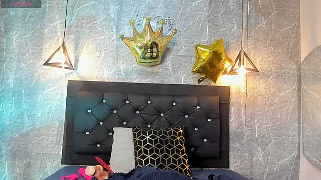 emberhodson online show from 11/17/25, 11:27