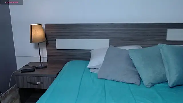 Liiamthompson online show from 02/21/26, 07:15