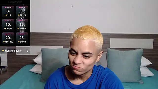 Liiamthompson online show from 04/09/26, 09:15