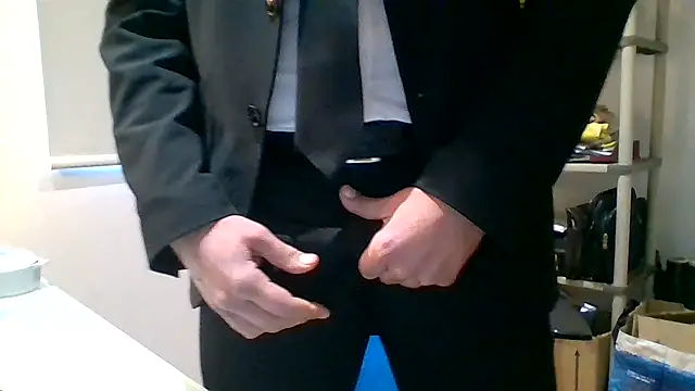 66MA69 online show from 11/24/25, 02:17