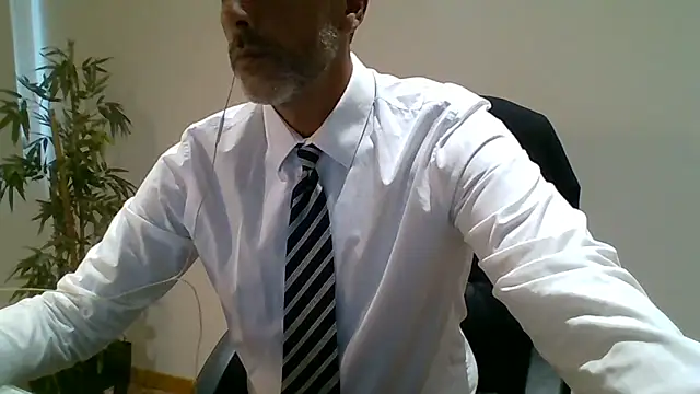 66MA69 online show from 06/06/26, 05:06