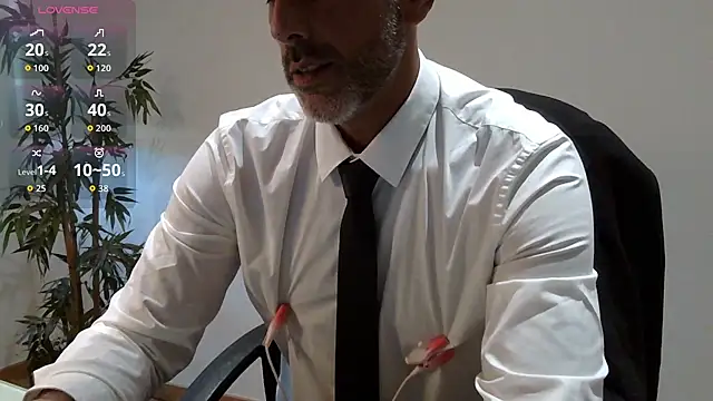 66MA69 online show from 06/20/26, 04:32