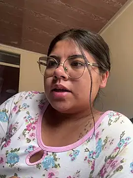 viccky vick online show from 02/03/25, 02:34