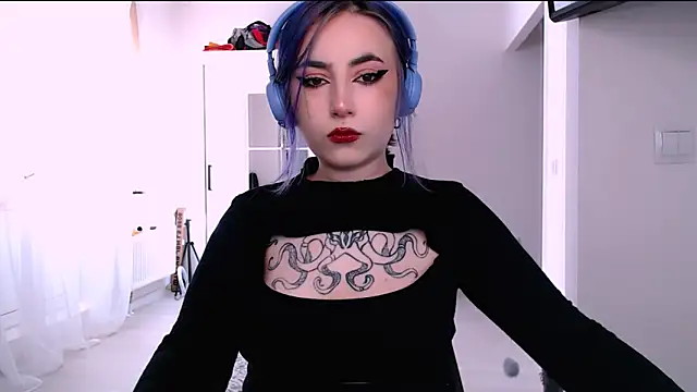 purplewitch online show from 10/03/25, 06:43