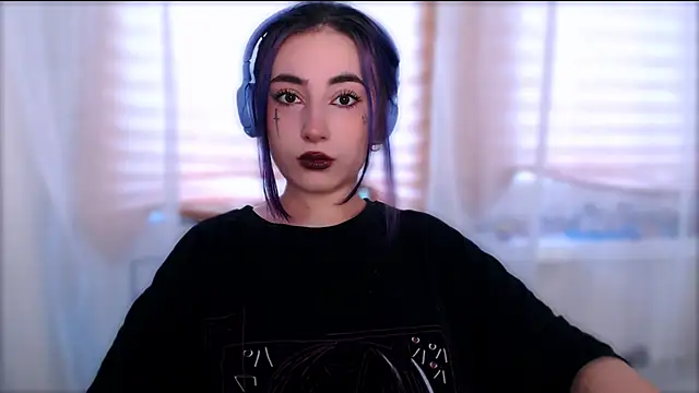 purplewitch online show from 11/16/25, 07:25