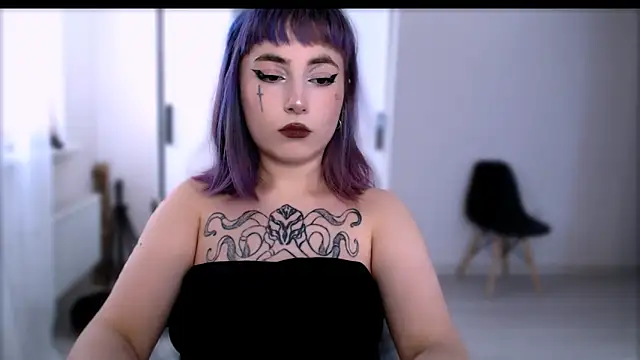 purplewitch online show from 12/19/25, 07:15