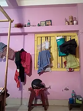 Snapshot of Multiple121 chatting on 02/20/25, 06:02 Multiple121 online show from 02/20/25, 06:02