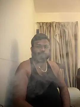 Snapshot of SoloChill chatting on 04/27/26, 12:52 SoloChill online show from 04/27/26, 12:52