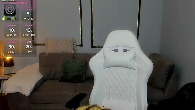 Anya-Ray online show from 11/23/25, 01:22