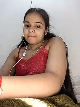 Snapshot of RAYI_123 chatting on 02/13/25, 05:01 RAYI 123 online show from 02/13/25, 05:01