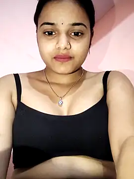 Snapshot of RAYI_123 chatting on 02/20/25, 04:57 RAYI 123 online show from 02/20/25, 04:57