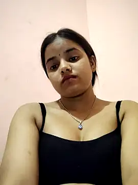 Snapshot of RAYI_123 chatting on 02/27/25, 05:15 RAYI 123 online show from 02/27/25, 05:15