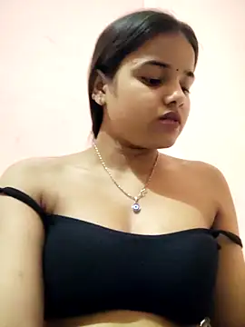 Snapshot of RAYI_123 chatting on 02/28/25, 05:15 RAYI 123 online show from 02/28/25, 05:15